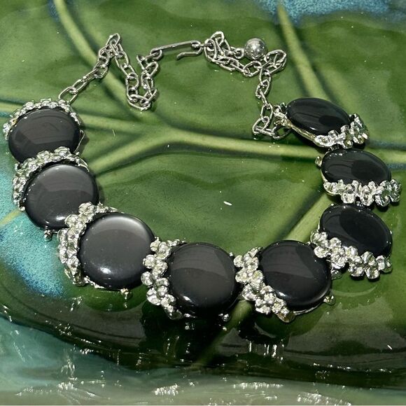 Vintage Art Deco Lisner Dark Gray & Silver 14” Statement Necklace - Picture 1 of 4